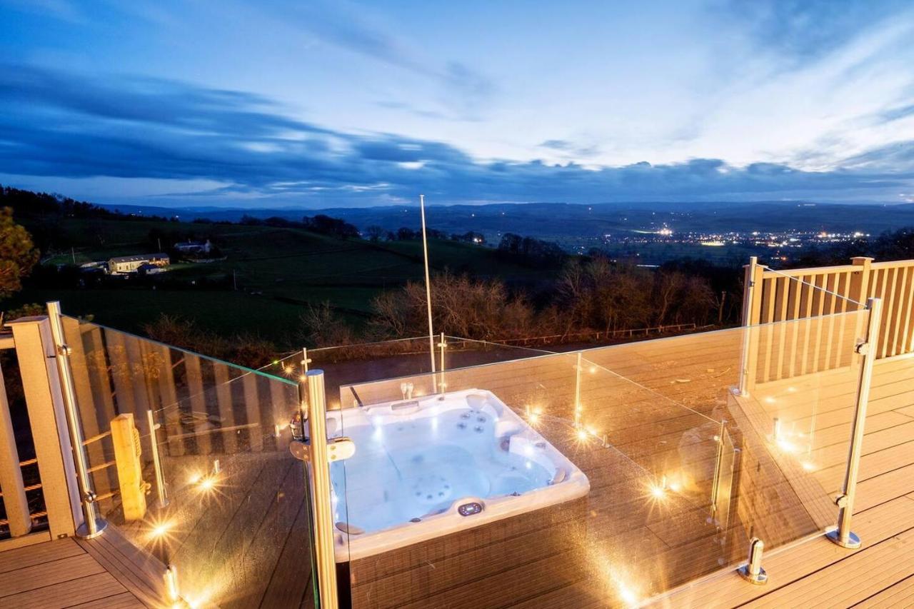 Clwyd Gate Manor Pool Sauna Hottub Cave Wales Ruthin Eksteriør bilde